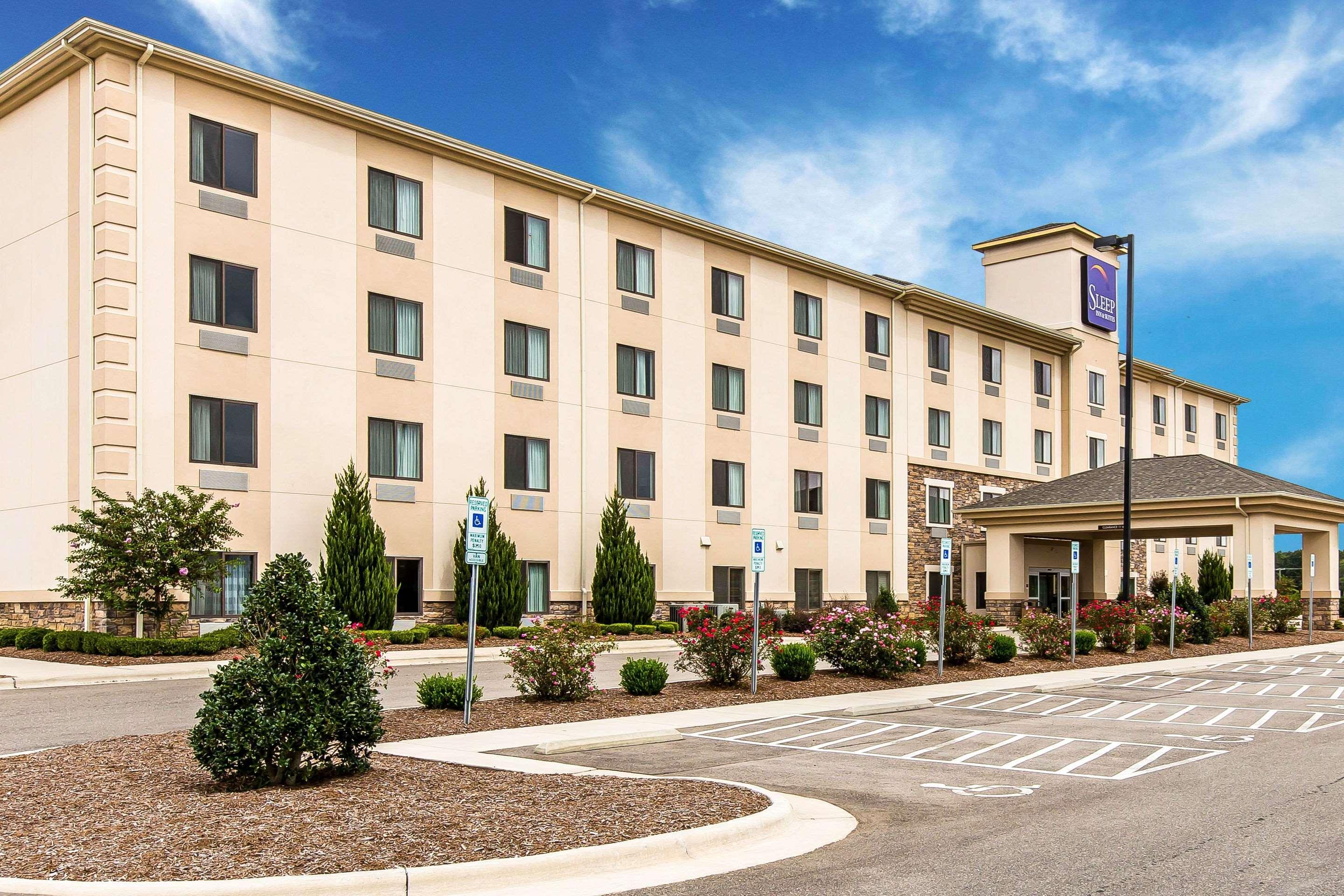 Hotel Sleep & North Mount Olive